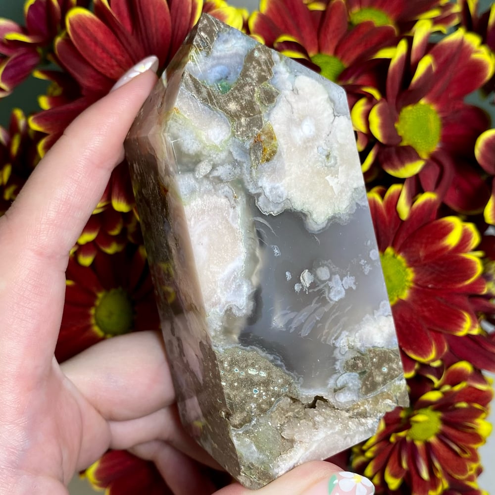 Image of Flower Agate Tower (with druzy)