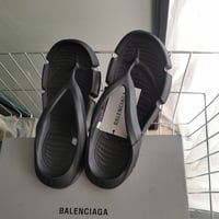 Image 5 of Balenciagà Thong Slides