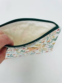 Image 5 of Petite pochette intérieur enduit toile de coton licornes pastel