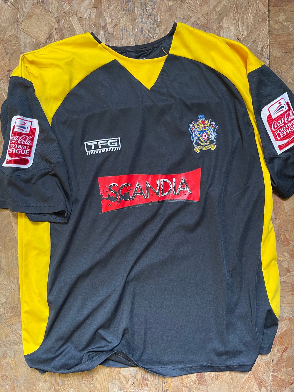 Match Worn 2005/06 TFG Away Shirt