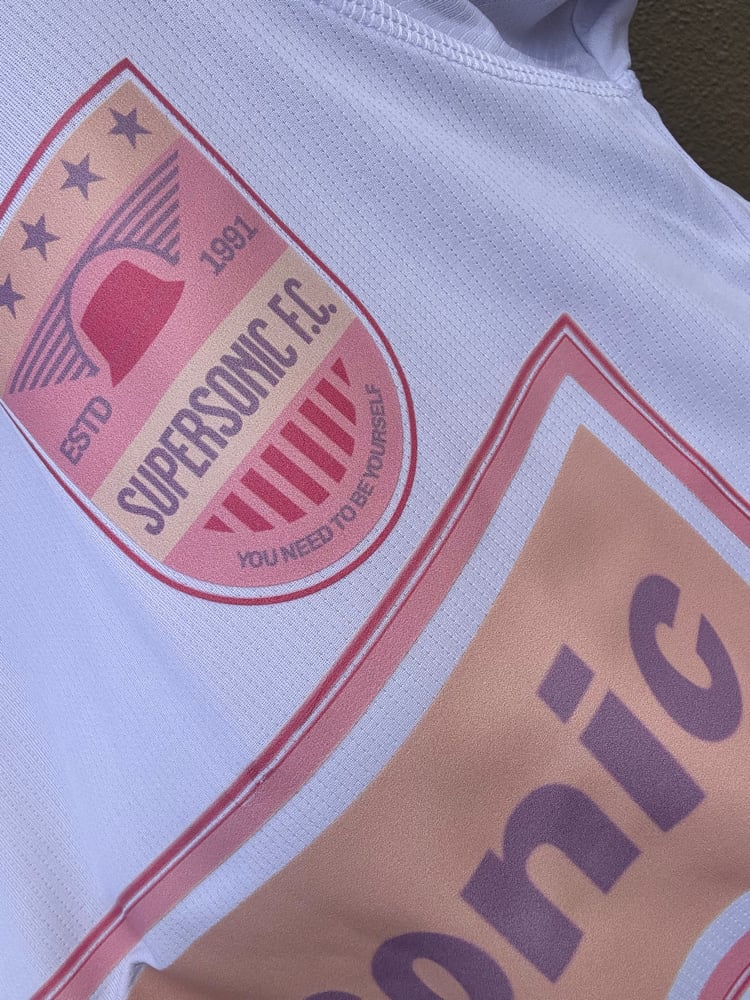 Image of oasis football tee colour edition