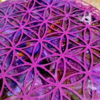 Image 5 of Purple Ink-Pushed Crystal Grid