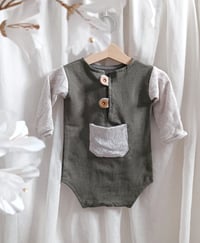 Image 1 of Bodysuit for boys | Rob | 9-12 months | khaki | sitter
