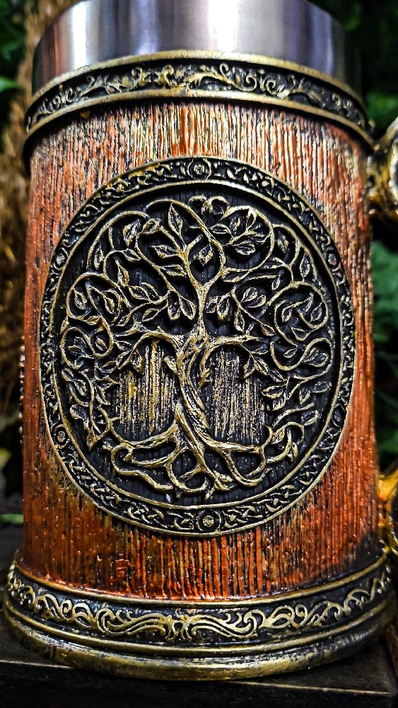 👑The Armored Kingdom Tree of Life (Yggdrasil) Mug