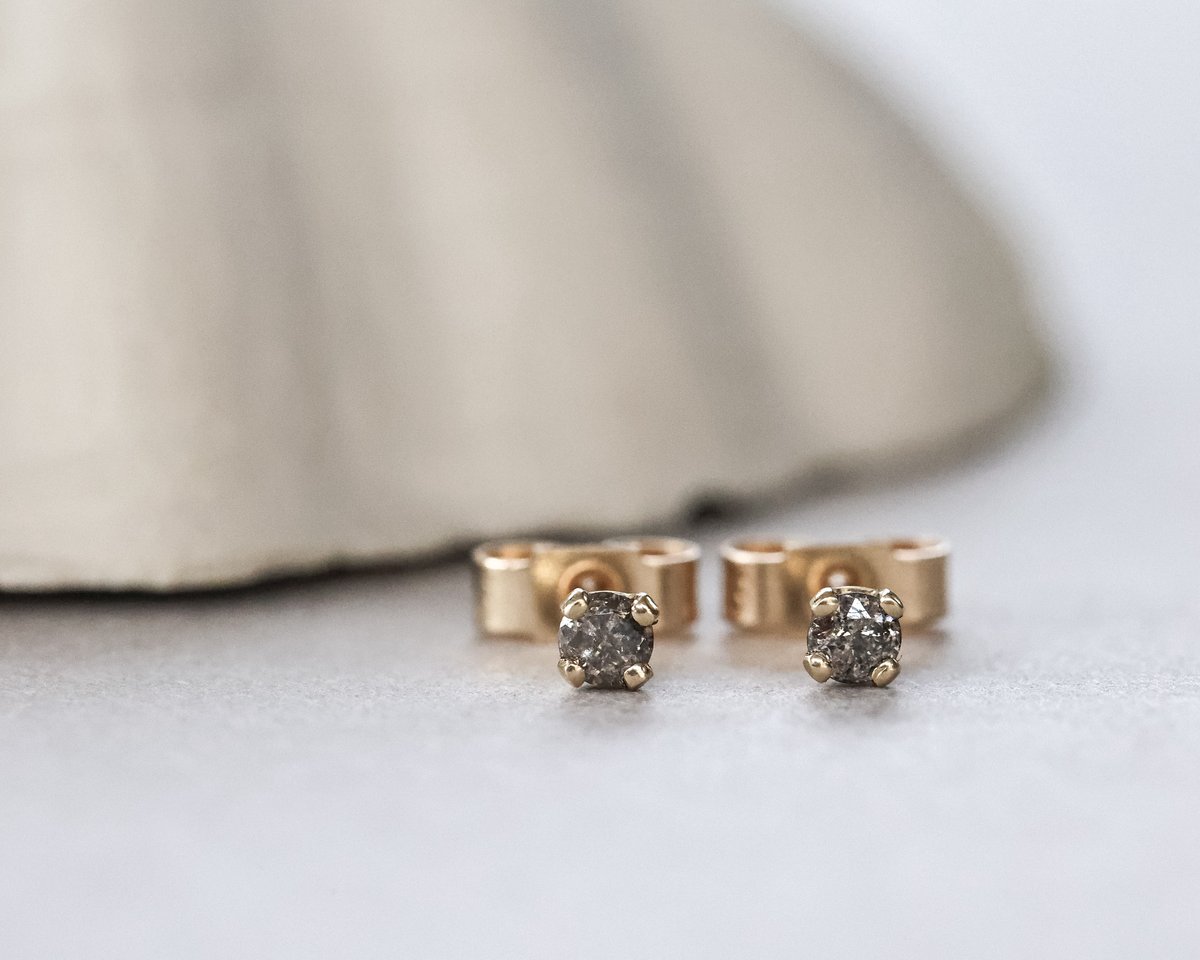 Image of 9ct yellow gold, medium grey diamond, stud earrings