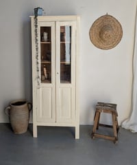 Image 1 of La vitrine parisienne Chantilly 