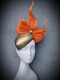 Image 3 of 'Bowie hugger' in Orange and gold