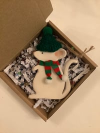 Image 1 of Ceramic Mouse decoration Green