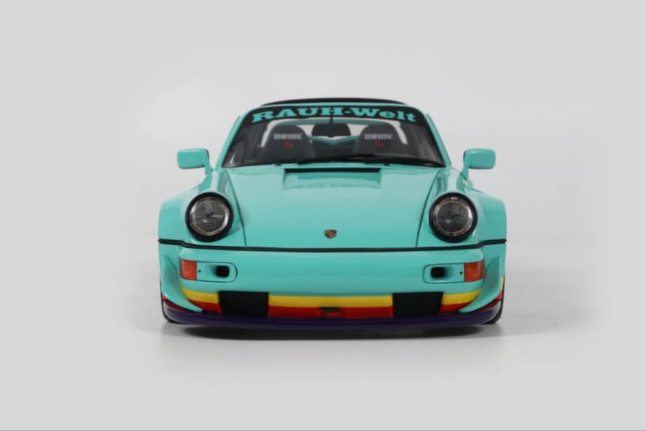 Image of 1/18 RWB Gundam