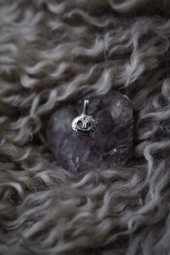 Image of Hag Moon Talisman