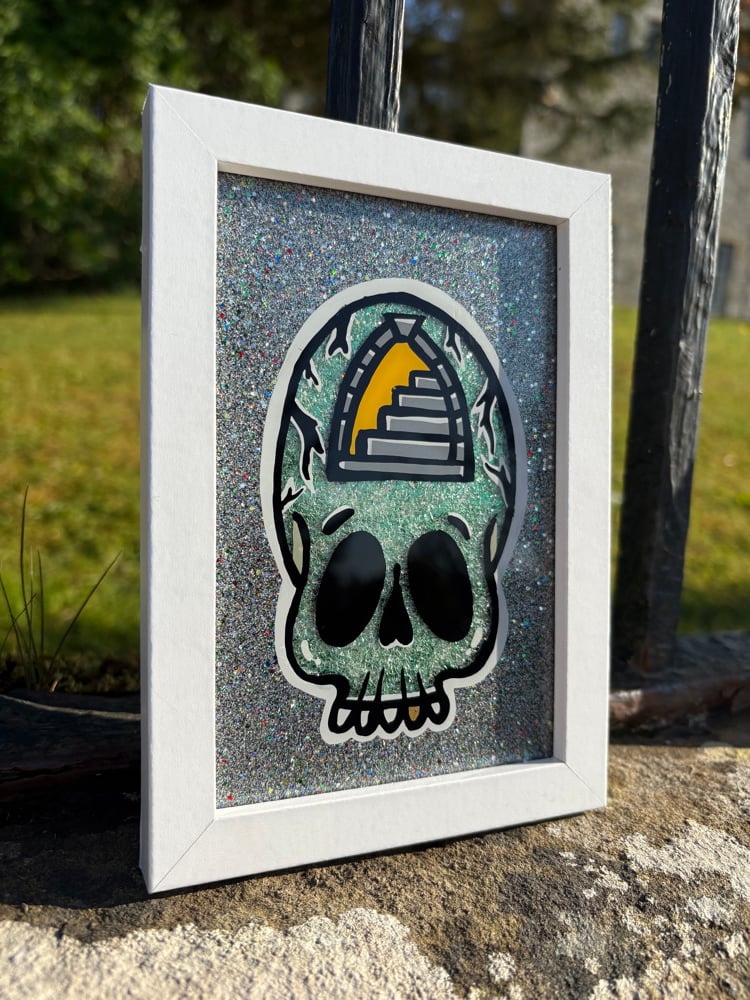 Image of “PORTAL SKULL #2”