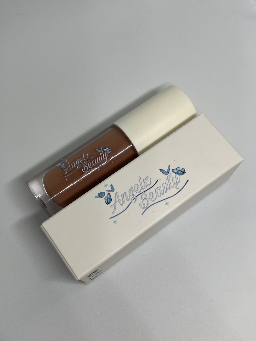 Image of 06 Lip Candy