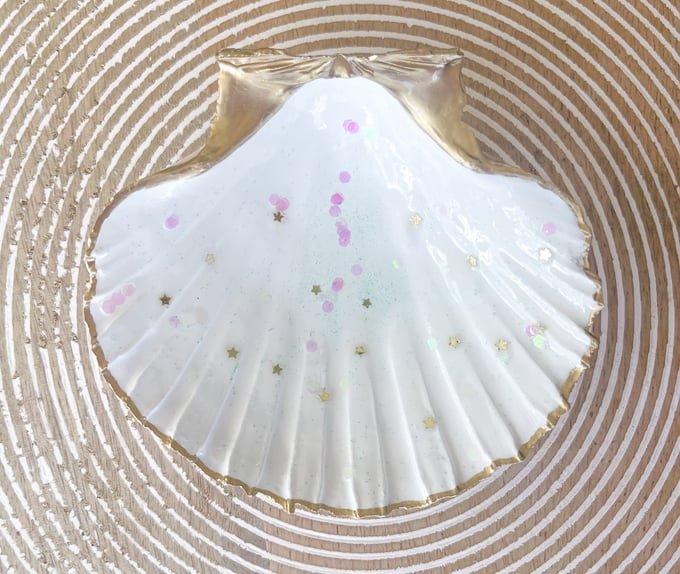 Image of Mermaid Glitter - Medium Trinket Shell Dish