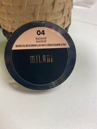 Image 1 of MILANI Make It Last Setting Powder, 04 Radiant 