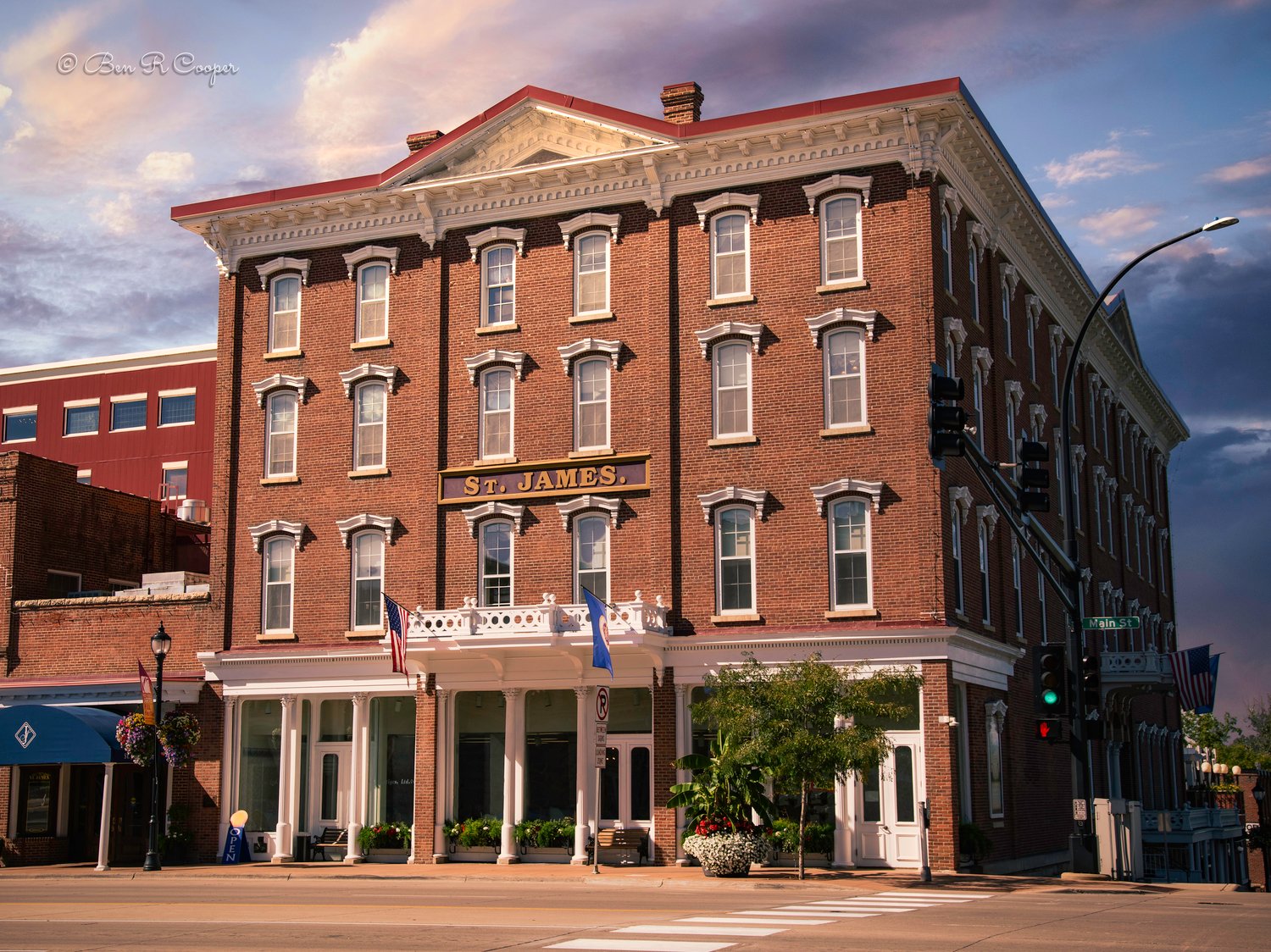 St. James Hotel Red Wing