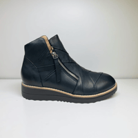 Image 1 of DJANGO & JULIETTE OMEAH NAVY