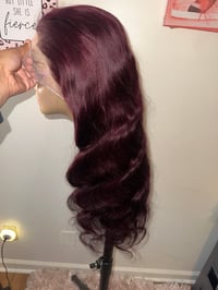 Image 2 of 26 inch 99j body wave wig
