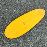 Image 4 of 7-0 Wasp Epoxy Yellow Resin Tint Surfboard 