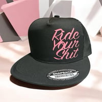 RYS CURSIVE FRONT TRUCKER