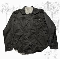 Image 1 of (xl) Vintage 2007 premium Guess button up