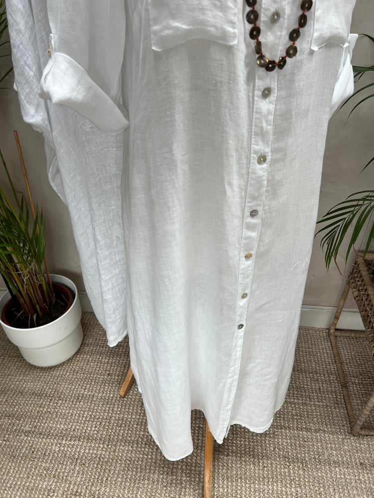Image of Robe chemisier en Lin Aïsha blanche