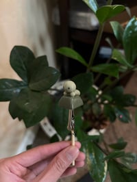 Image 2 of Green smiski keycap 🌱🌟