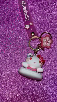 Image 3 of Sanrio pink key chains