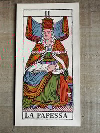 Image 1 of La Papesse. Grande carte du tarot de Marseille, 1963, 37x20cm, vintage italien