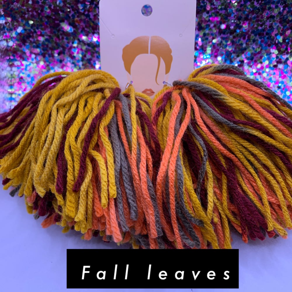Image of Pom Pom Earrings