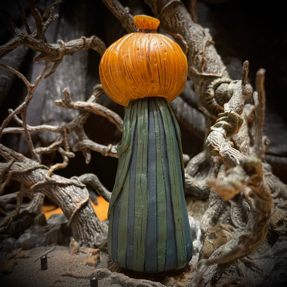 Image of PREORDER Enoch Figure