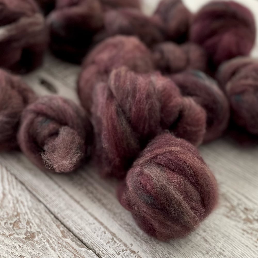 3.2 oz. • Ivy & Wine (Heathered): on Gulf Coast Native, Falkland, Cheviot, Targhee, bamboo, silk