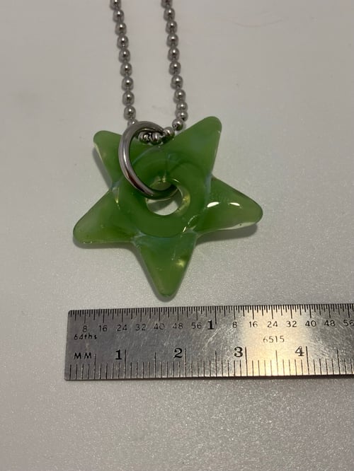 Image of forest green star