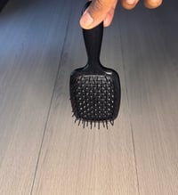 Image 4 of Silk glide detangler brush