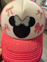 Image 5 of Women’s trucker hats