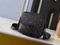 Small black messenger bag 