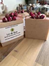 Image 5 of BED OF ROSES - ROSE + ROSEHIP EXTRACT
