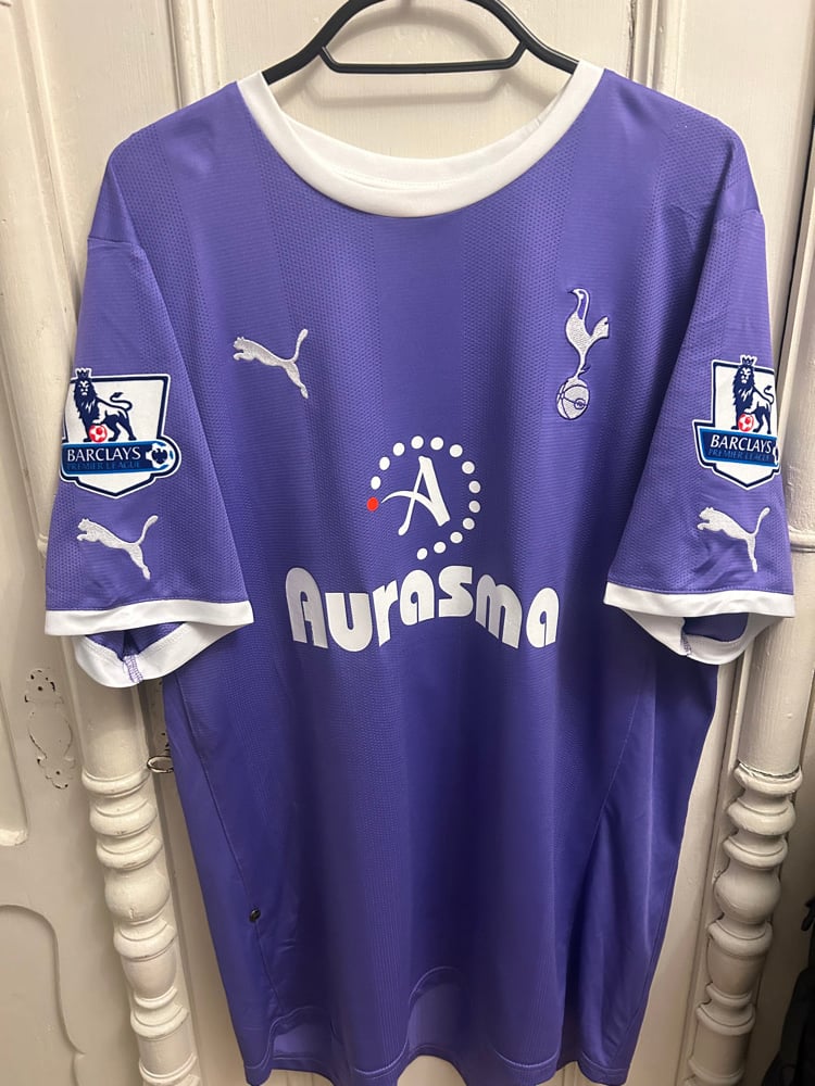 Image of Tottenham Hotspur “MODRIĆ 14” 2011/12 Away Shirt + PL patches  (L)