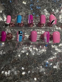 Image 2 of  Cutie on duty short gel press on nails