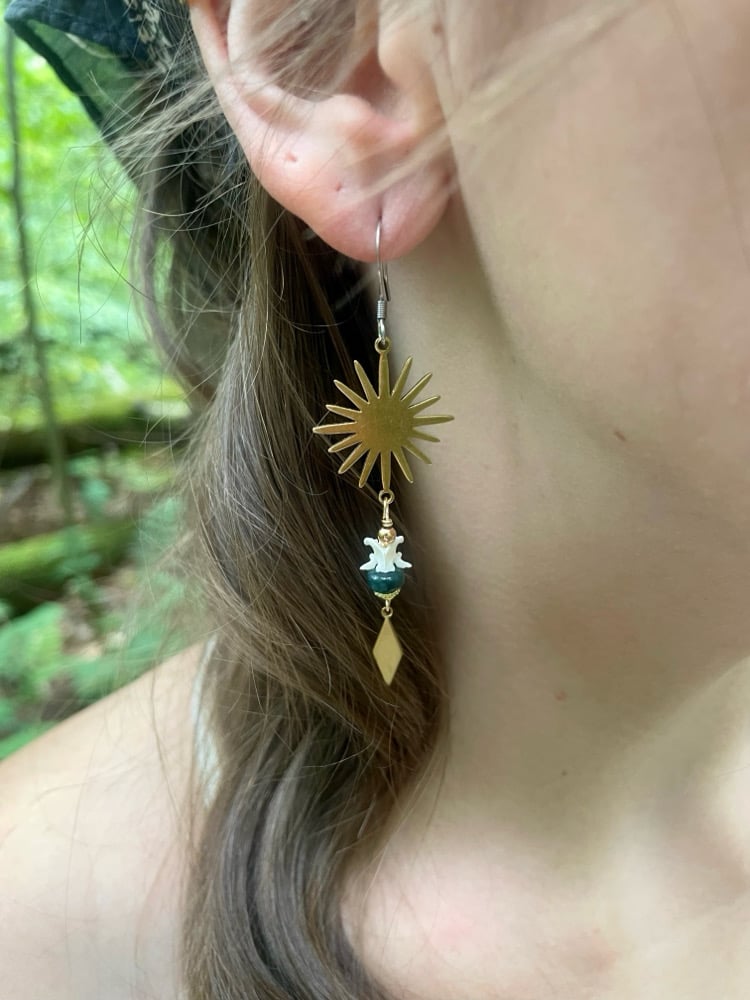 Image of Serpent sun earrings 