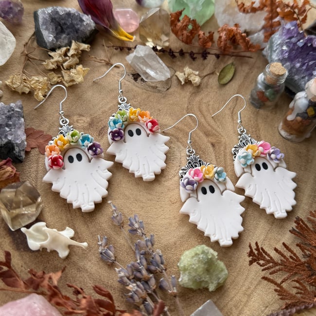 Garland Ghost Earrings 