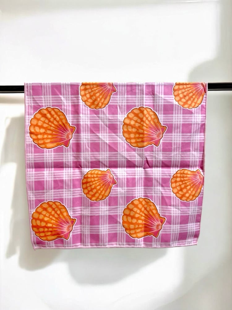 Image of Sunrise Shell Hand Towel