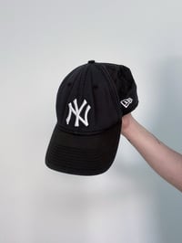 Image 1 of NY hat