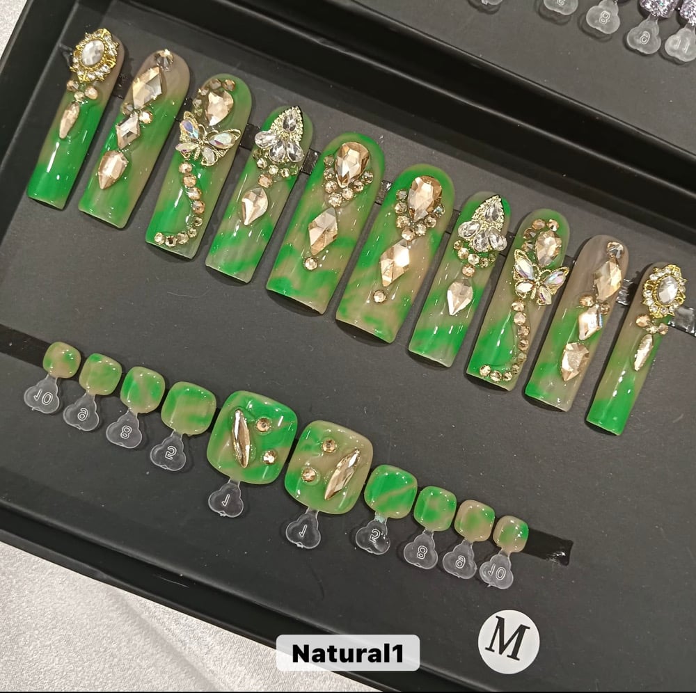 Image of pick from option 1-19 press on nails with toe nail set