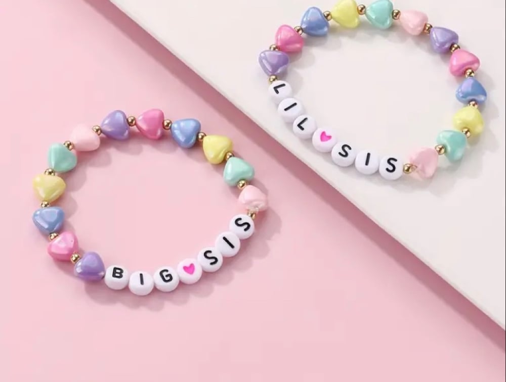 Image of Colorful Heart Acrylic Bead Bracelet for Girls 