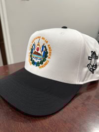 Image 4 of DIOS UNIÓN LIBERTAD 5 panels hat 