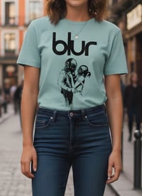 Image 1 of Camiseta Blur