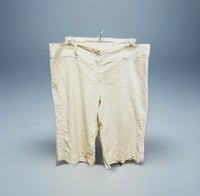 Theory cream linen blend Bermuda shorts 