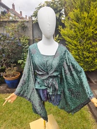 Image 7 of Kimono and cami top Set-dark green and black grey