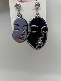 Image 1 of FACE SHAPE DANGLE EARRINGS sob