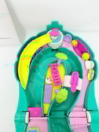 Image 6 of Ensemble bracelet et Polly Pocket boite vague verte Complet.